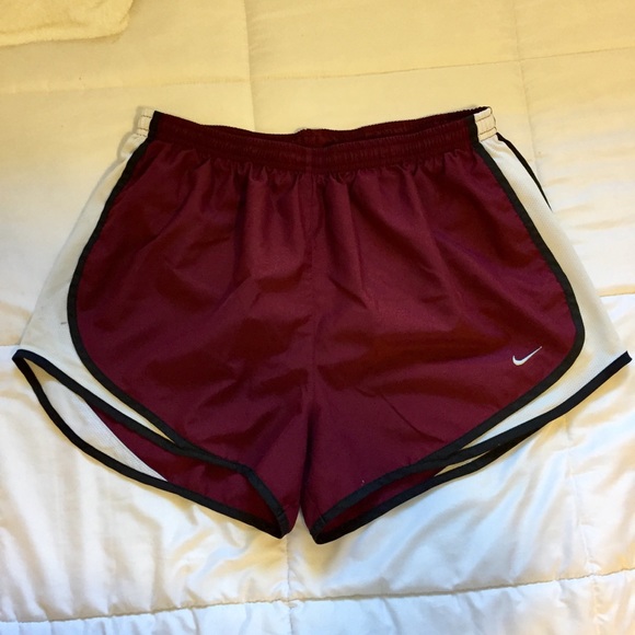 Nike Pants - 🔥6hr SALE🔥 Nike Running Shorts in maroon color